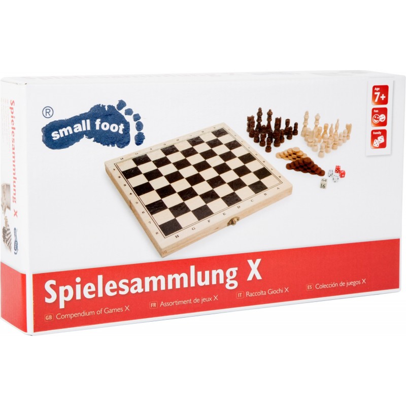 Assortment of games in a wooden box - Board game for hotel, camping, vacation club, restaurant