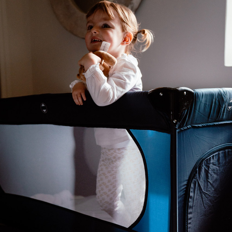 cuna de hotel para niños