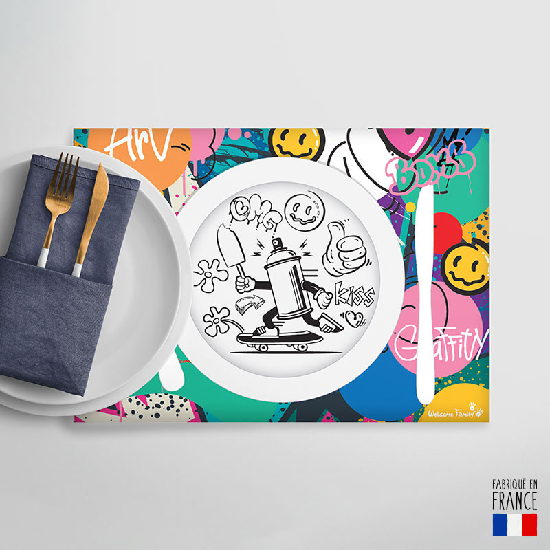 Set di tovagliette e matite da colorare - Menu regalo a sorpresa per bambini