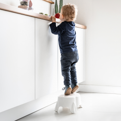 Marche pied enfant pour les hôtels et campings