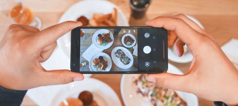 Les réseaux sociaux pour développer la visibilité de votre restaurant