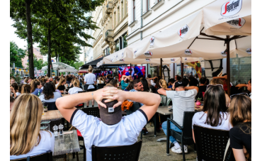 Prepare your restaurant for the Euro soccer tournament