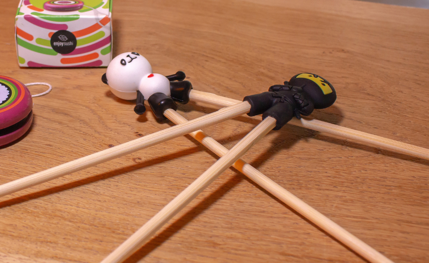 Personnage attaché à baguettes sur mesure pour enfants