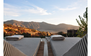 Why is corporate social responsibility key for the hotel industry 